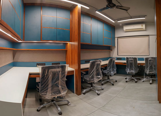 Grand Esate Grand Spaces - 4